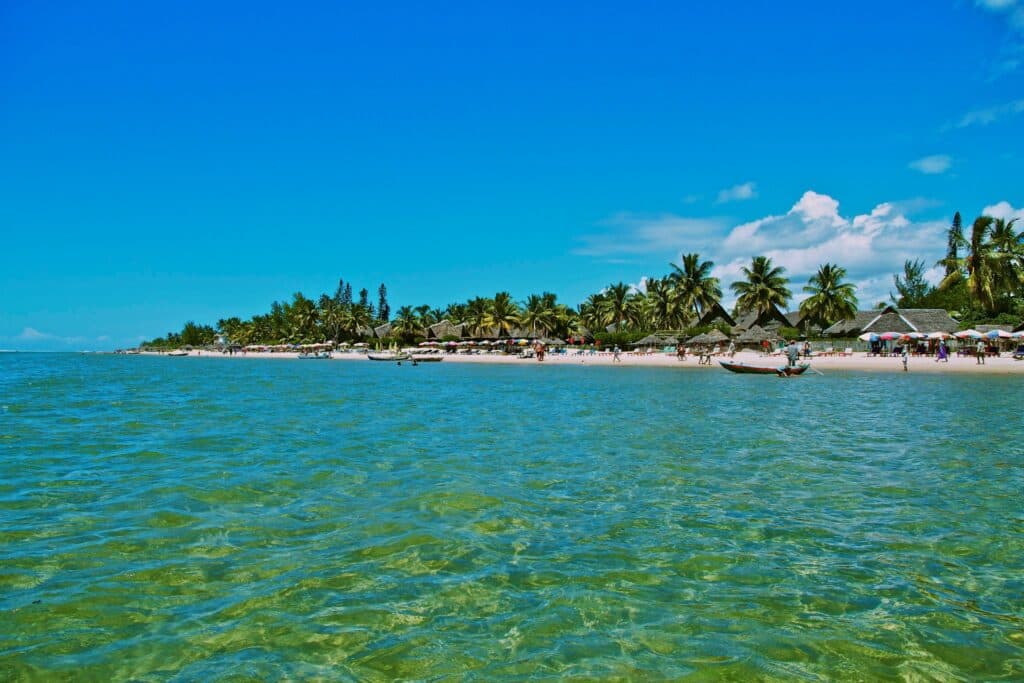 Just RIDE Tourisme / Foulpointe : Une Perle de la Côte Est de Madagascar
