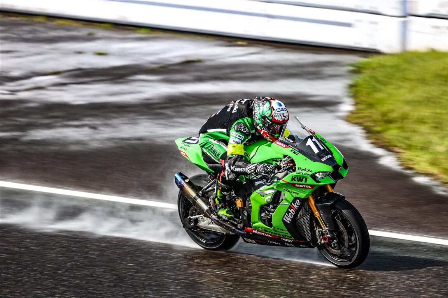 Kawasaki Webike Trickstar s’impose lors des essais pré-Mans