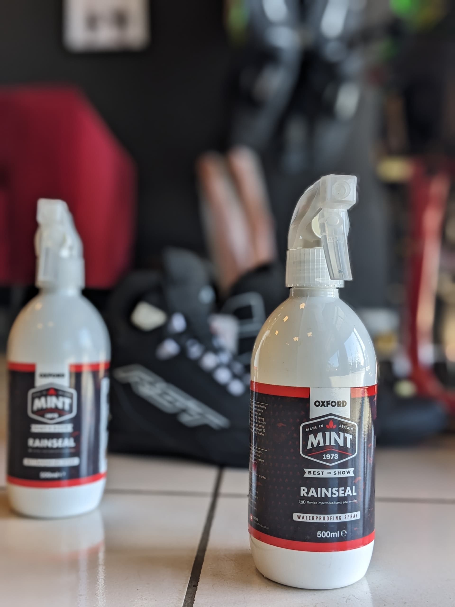 Just Ride Astuce/ Oxford Rainseal Spray : une alternative abordable pour imperméabiliser ses équipements 