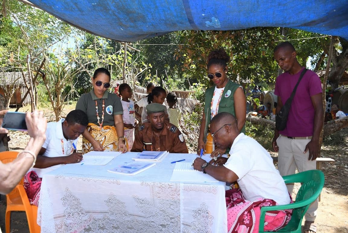 Just Ride actualité / Mangroves de Beramanja : Renouvellement des contrats de gestion pour une conservation durable