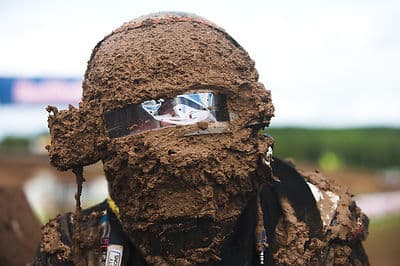 Equipement / Comment nettoyer son casque sans abîmer la visière ni l’intérieur ?