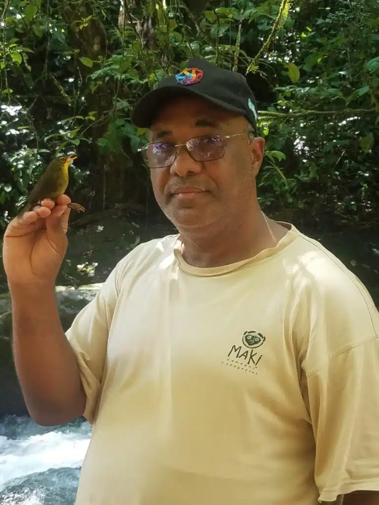 Just Ride Actualité / Le Professeur Lily Arison René de Roland, Lauréat du Prix Nobel de la Conservation Animale 2024 : Une fierté nationale pour Madagascar