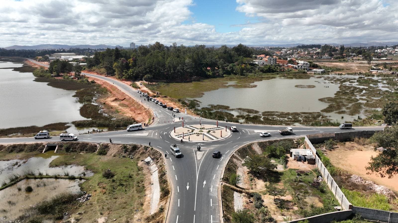 Just Ride Actualité/ Motards et automobilistes : la voie rapide Ivato – Andranotapahana est ouverte !