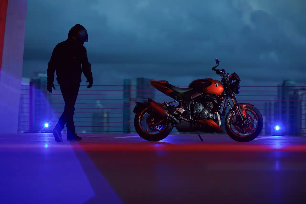 Triumph Trident 800 : le roadster mid-size qui monte en gamme