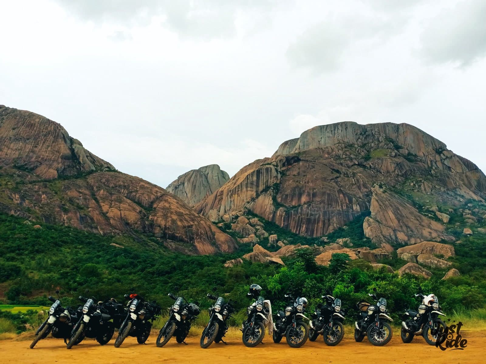 Just Rent Mada : Le Moteur d'une Révolution Touristique à deux roues