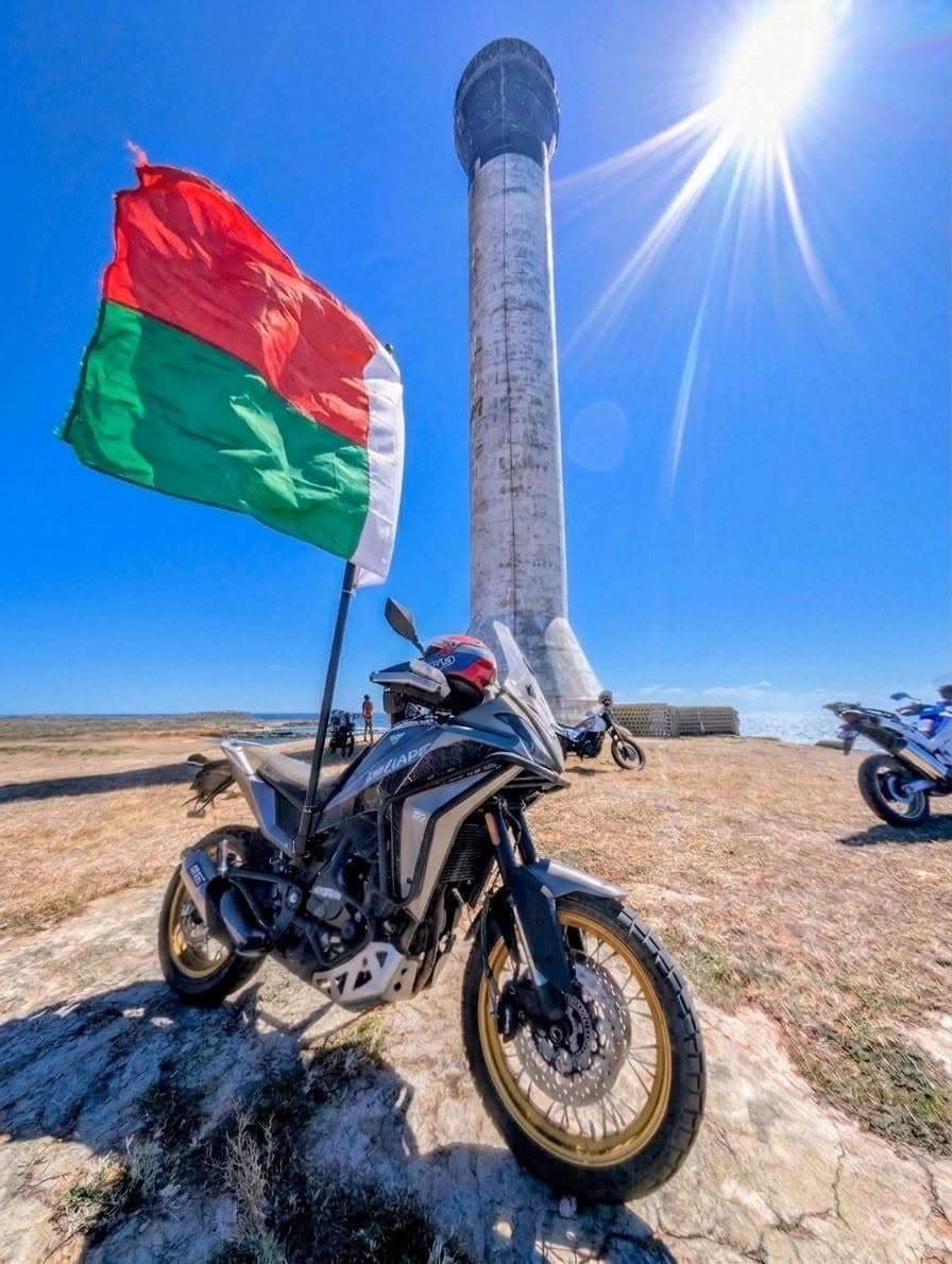 Just Ride Road Trip / Ride Tana-Diego : La Moto Morini X-Cape 650 valide son billet pour l'aventure